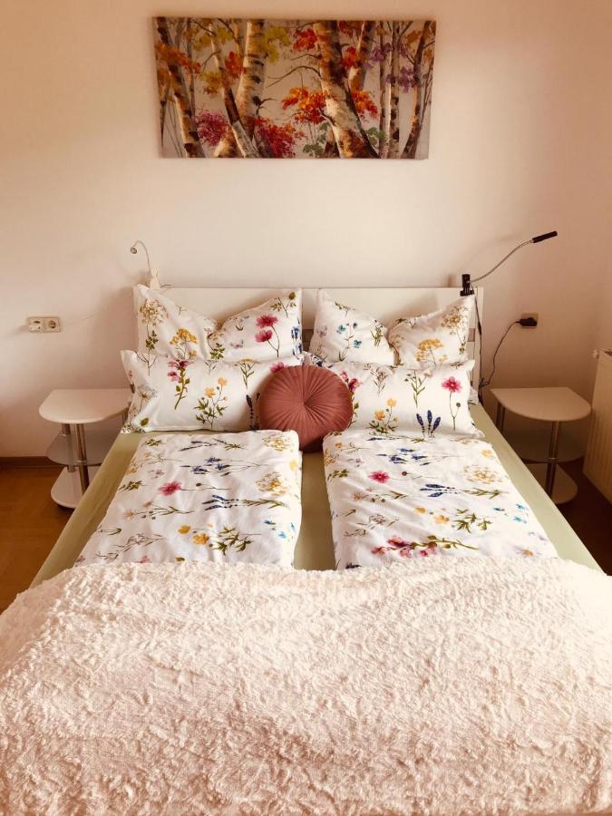 Ferienwohnung Resi Mit Traumhaftem Seepanorama Steindorf am Ossiacher See Buitenkant foto