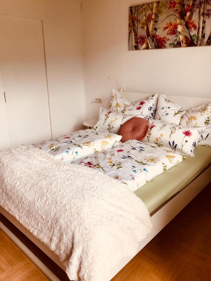 Ferienwohnung Resi Mit Traumhaftem Seepanorama Steindorf am Ossiacher See Buitenkant foto